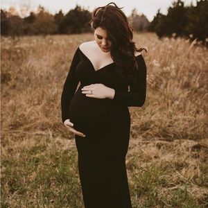 Black Maternity Elegant Fitted Maternity Gown Long Sleeve Cross-Front V Neck